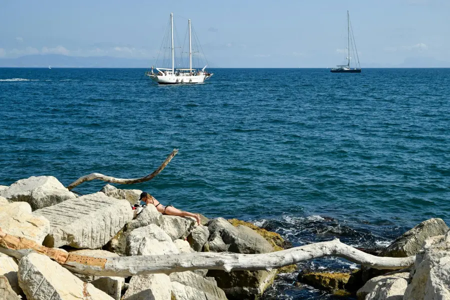 Napoli, visite gratuite sul Lungomare: l’Asl Napoli 3 Sud protagonista a Tennis and Friends