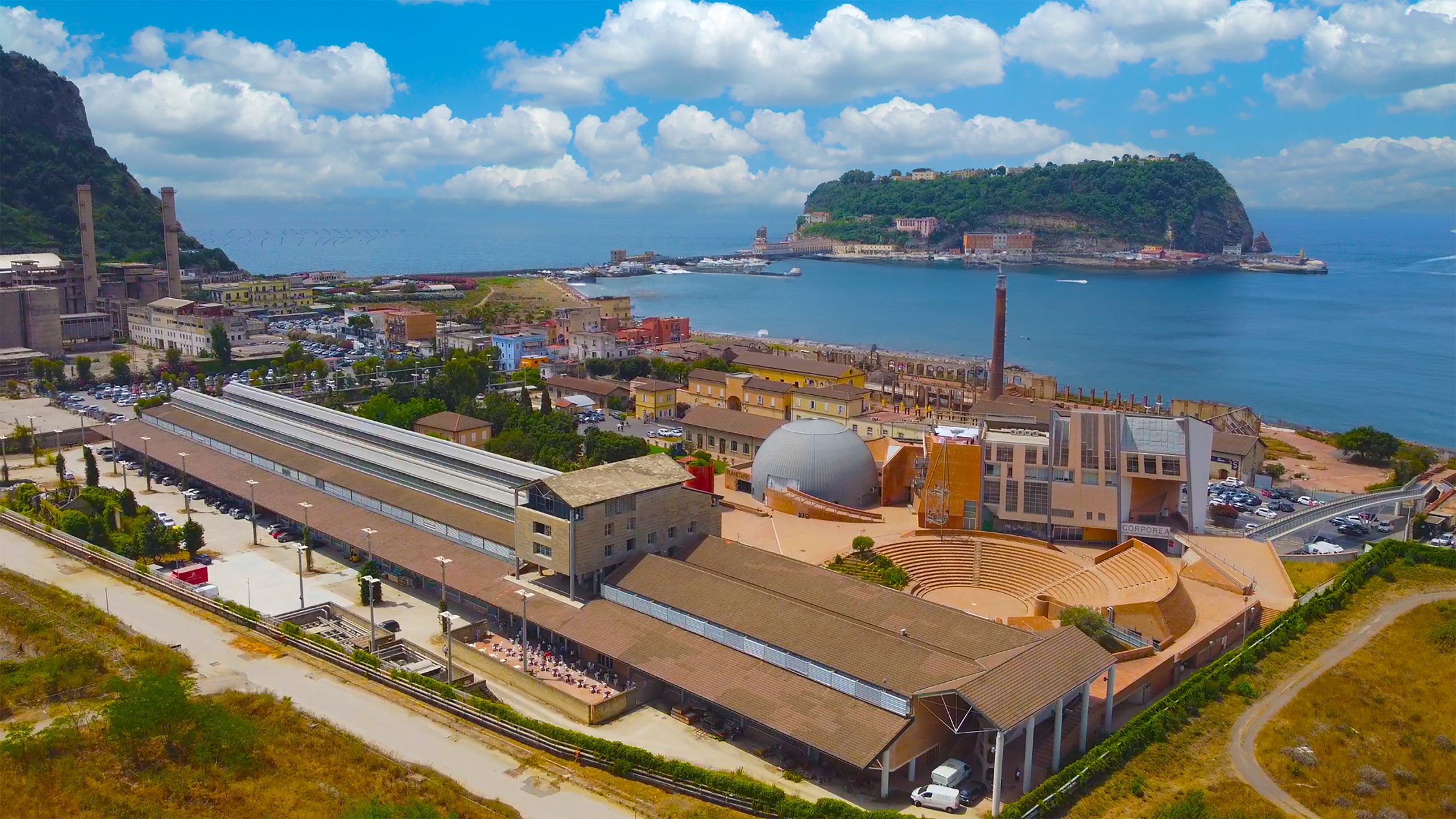 Città della Scienza, la Regione convoca un tavolo: “Priorità alla tutela del lavoro”